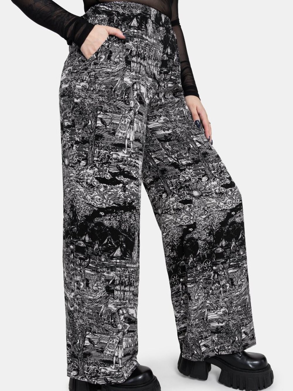 Disturbia Nara Boudicca Printed Wide Leg Trouser Women's Size 6